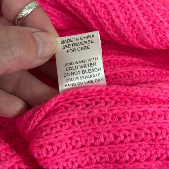 NWT BiBi Neon Pink Knit Sleeveless Sweater Vest Top Women’s M - Picture 7 of 8